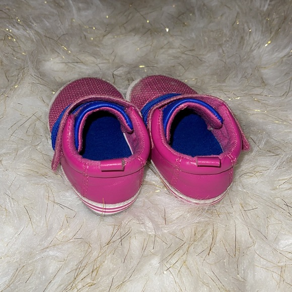 Ro+Me by Robeez | Burgandy & Blue | 6-12 months walking shoes - Picture 3 of 9